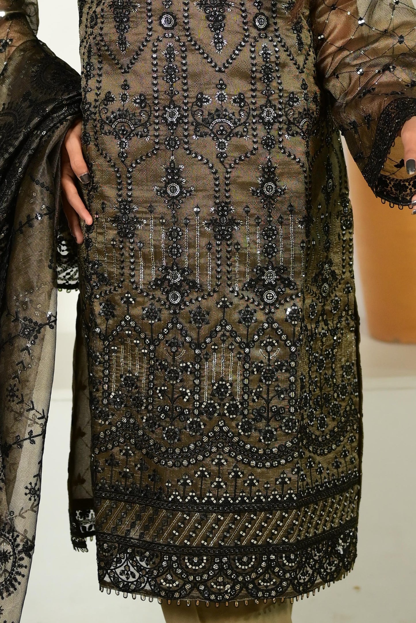 Intricately Embroidered Khaddi Net 3 Piece Ready to Wear D-13-MTL